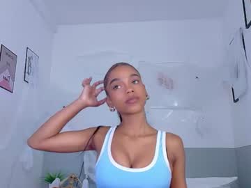 xxx littleebonymommy cam f all day