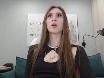 xxx naomiriss cam f all day