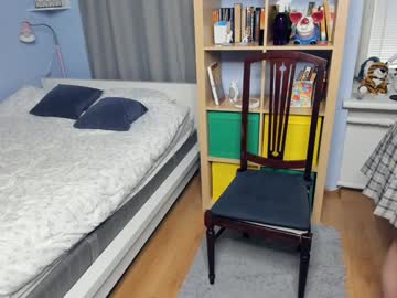 xxx your_embrace cam f all day