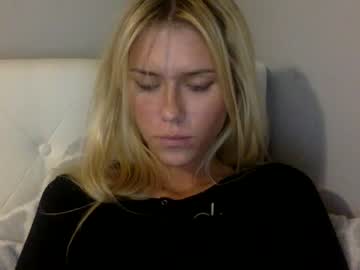 xxx seraphinamonroe cam f all day