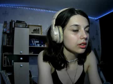 xxx alodieherlan cam f all day