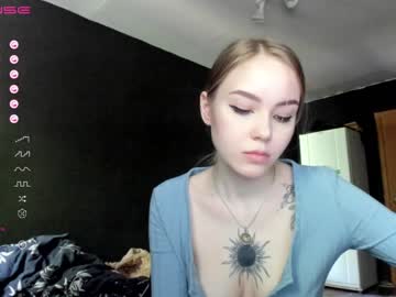 xxx ur_sweet_lily cam f all day