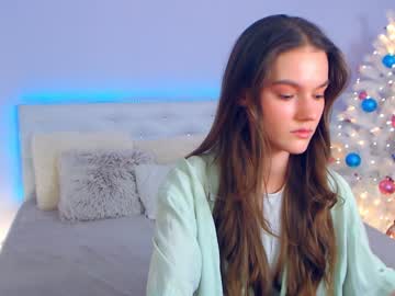 xxx _juli_aa cam f all day