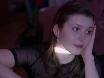 xxx borderline_girl cam c all day