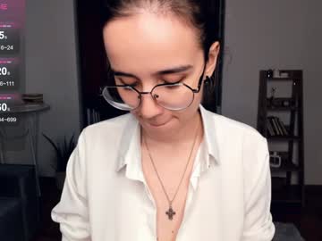 xxx mightiness_love cam f all day