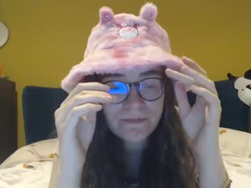 xxx babycarriexx cam f all day