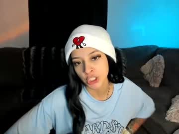 xxx azaleahunny cam f all day