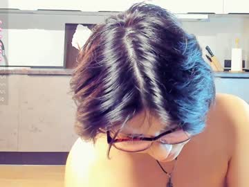 xxx melt_my_heart cam f all day