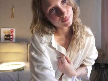 xxx mell_issa cam f all day