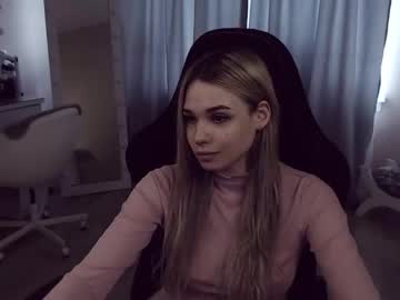 xxx kiraluxor cam f all day