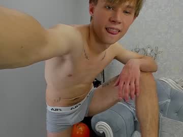xxx justin_reed cam m all day