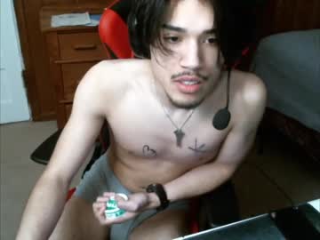 xxx thewombbroom cam m all day
