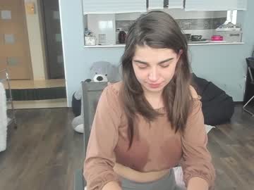 xxx v_a_n_i_l_l_a cam f all day