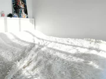 xxx lilyrouzi cam f all day