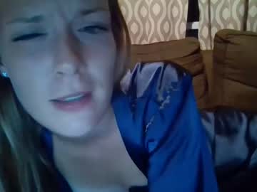 xxx brittx00x cam f all day