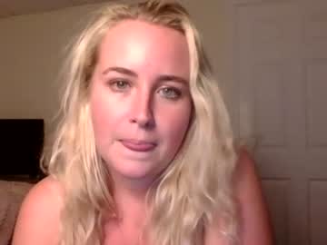 xxx blonde4lyfe cam f all day