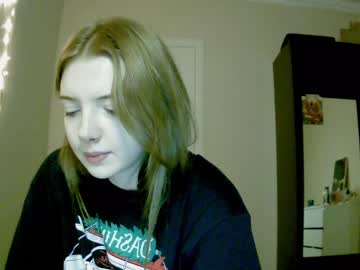 xxx lilllylovyou cam f all day