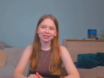 xxx tinysrose cam f all day