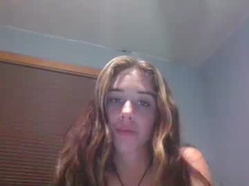 xxx vikki_french cam f all day