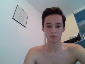 xxx wht_boy cam m all day