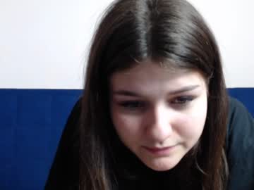 xxx goldy_bi cam c all day