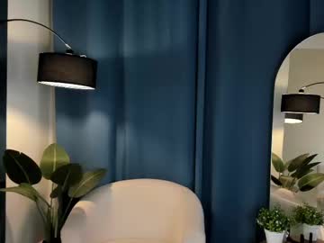 xxx blushmuse cam f all day