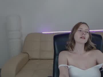 xxx your_last_hope cam f all day