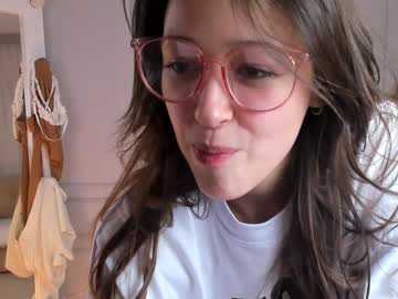 xxx heartbroken_girl cam f all day