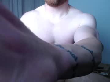 xxx _fithotaussie_ cam m all day