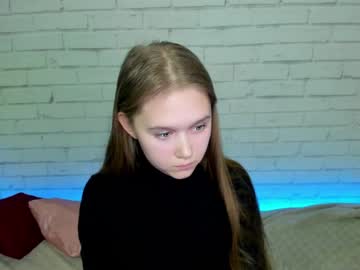 xxx junesims cam f all day