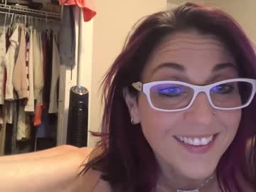 xxx geekgirlkate cam f all day