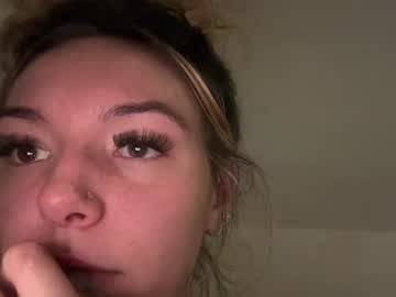 xxx bluntbbybunny cam f all day