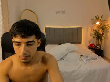 xxx naugthy_boy77 cam m all day