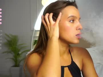 xxx li_queen_ cam f all day