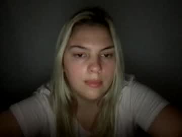 xxx bellexbunny cam f all day