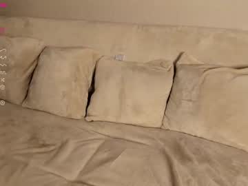 xxx plushiebitch cam f all day