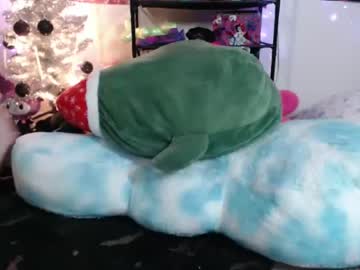 xxx tattedthickandpretty cam f all day