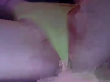 xxx classified_coochie cam f all day