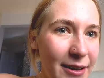 xxx li_ni_ cam f all day