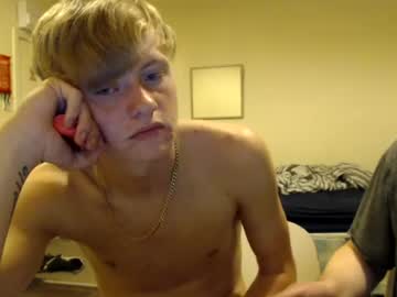 xxx britishhugecock cam m all day