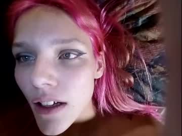 xxx skankyscarlet cam f all day