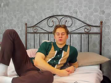 xxx nefr1lll cam m all day