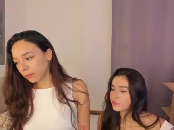 xxx anieehott cam f all day