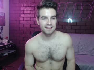 xxx yo_im_tyler cam m all day