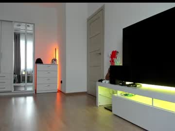 xxx milana_j cam f all day