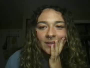 xxx luvrgurl2 cam f all day