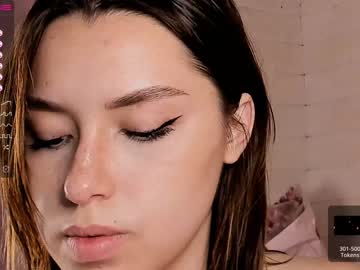 xxx darling_kira cam f all day