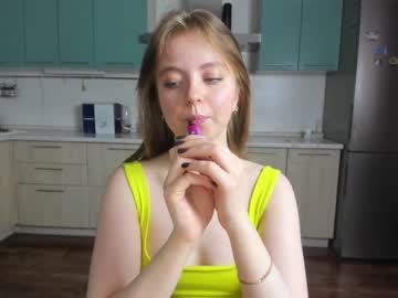 xxx 1_girl_ cam f all day