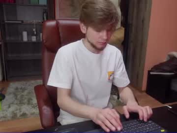 xxx ethan_noel cam m all day