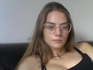 xxx susiealluring cam f all day